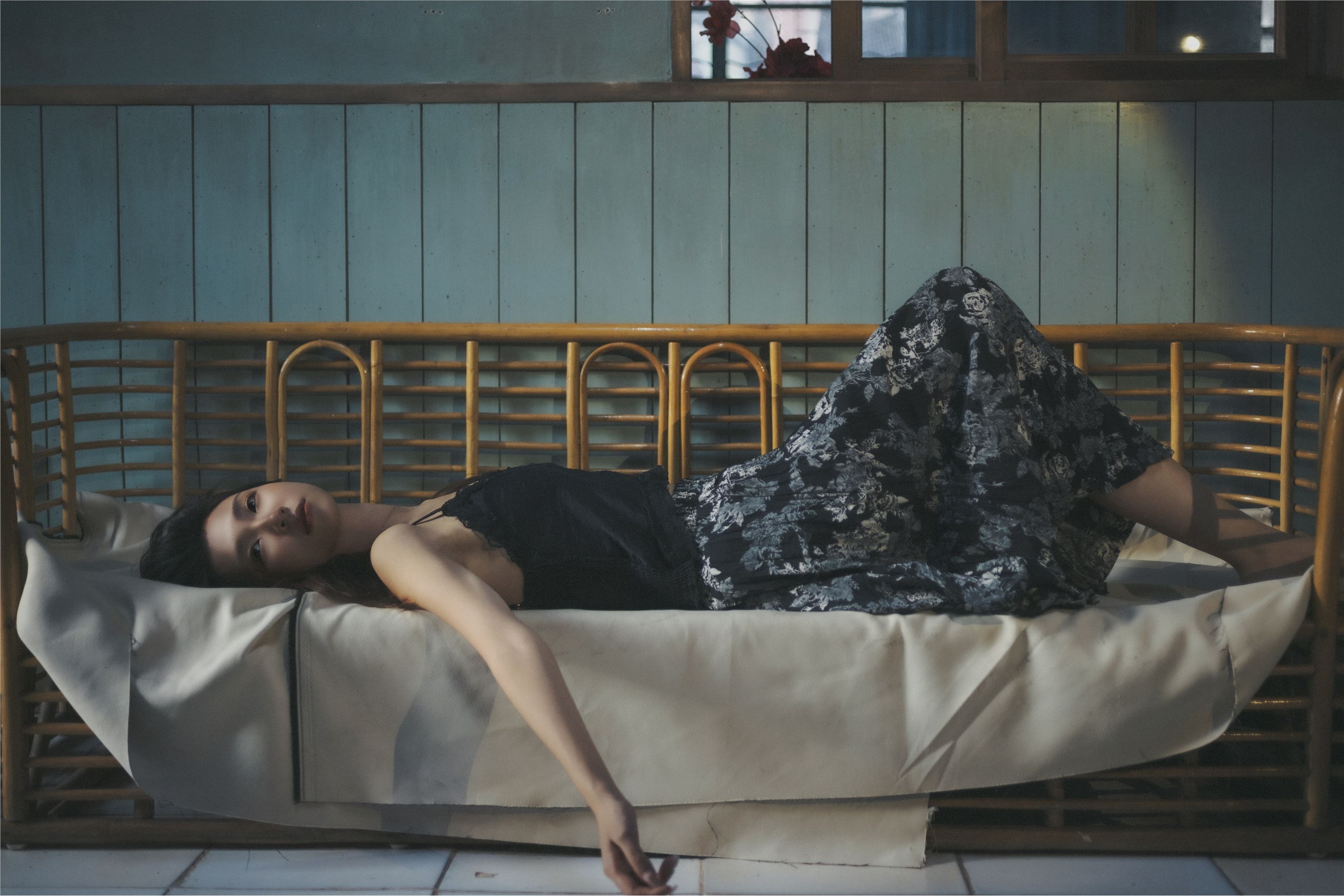 YITUYU艺图语 2025.01.18 孤独感 失眠面包蟹